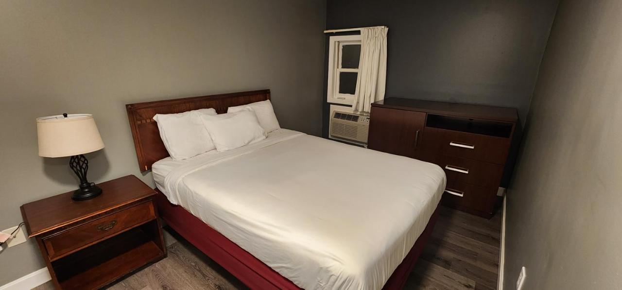 Nashoba Valley Inn & Suites Ayer Экстерьер фото